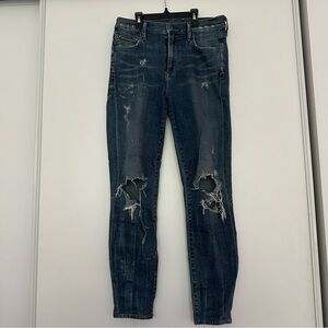 Citizens of Humanity “Rocket” high rise skinny jeans in size 28.